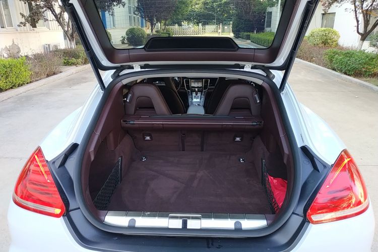 保时捷 2016款 Panamera 4 Edition 3.0T局部细节23