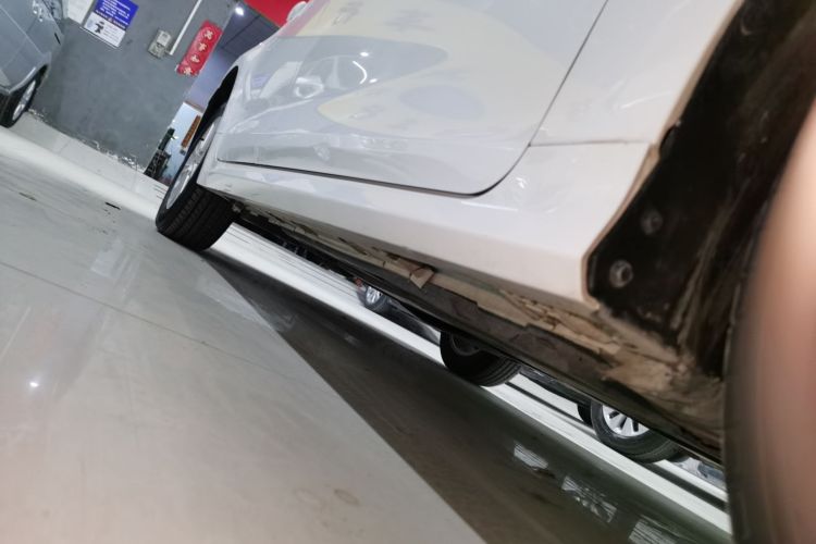 丰田 卡罗拉 2023款 1.2T 先锋版局部细节9001