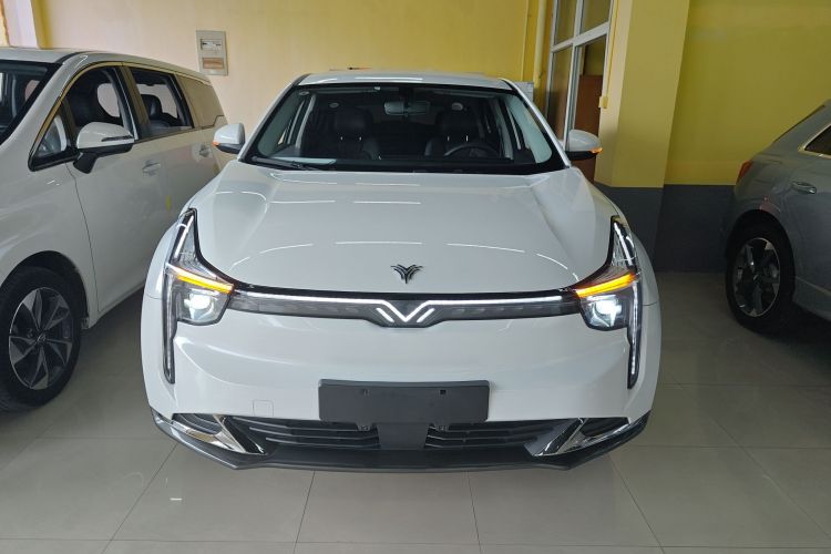 哪吒汽车 2023款 哪吒U-Ⅱ 挑战版 500 U秀 磷酸铁锂车身外观6001