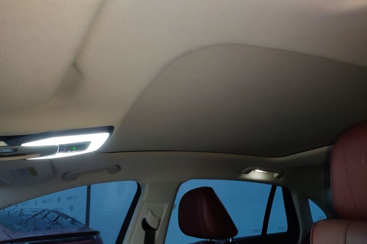 红旗H5 2024款 2.0T 自动智联旗畅版中控内饰22