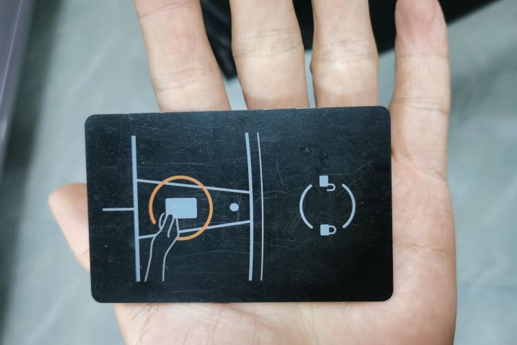 特斯拉 Model 3 2025款 后轮驱动版中控内饰11