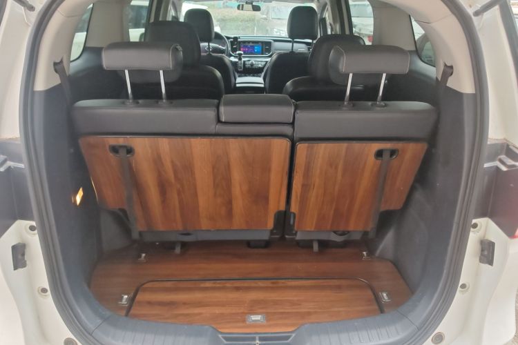 广汽传祺 传祺M8 2020款 390T 尊享版机舱底盘23