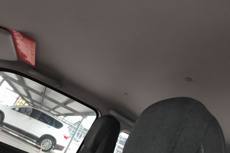 五菱汽车 宏光MINIEV 2022款 马卡龙时尚款 三元锂中控内饰22