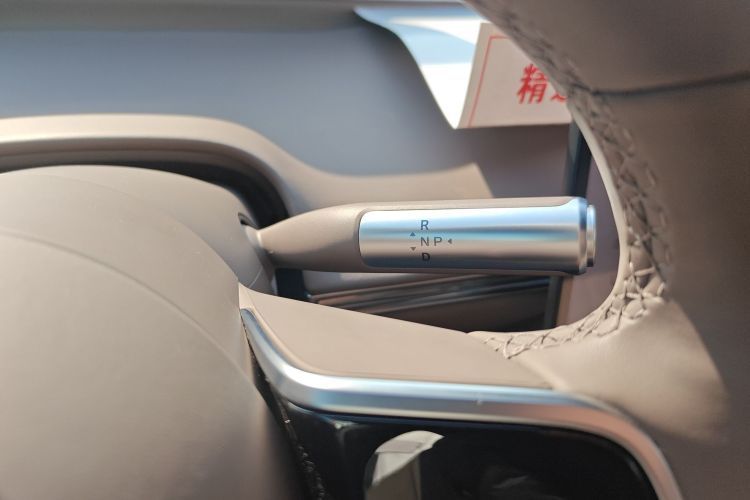 鸿蒙智行 智界R7 2025款 增程 251km Max中控内饰18