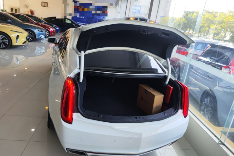 凯迪拉克XTS 2016款 28T 精英型局部细节23