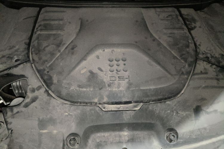 蓝电E5 2024款 荣耀版 100KM尊享型 7座局部细节24