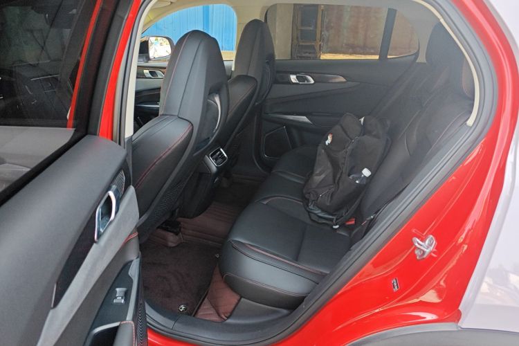 领克01 2019款 2.0T 四驱劲Pro版 国VI中控内饰7004