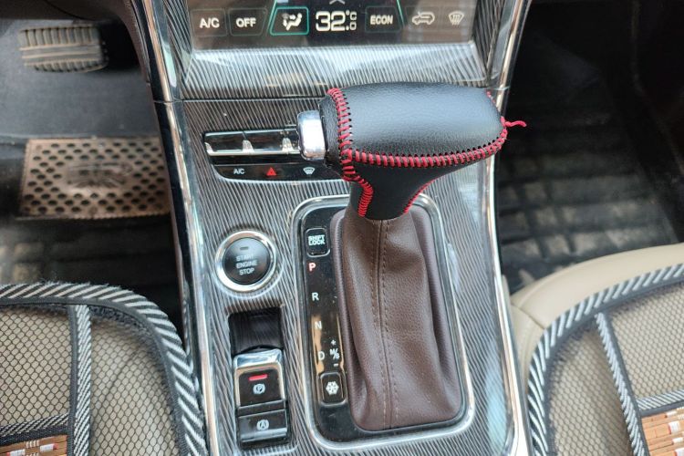 猎豹汽车 猎豹CS9 2018款 1.5T CVT劲锐型中控内饰18