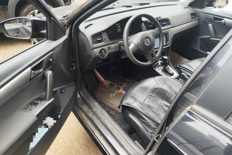 大众 朗逸 2013款 改款经典 1.6L 自动风尚版中控内饰20