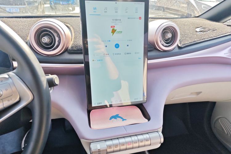 比亚迪 海豚 2021款 405km 时尚版中控内饰16