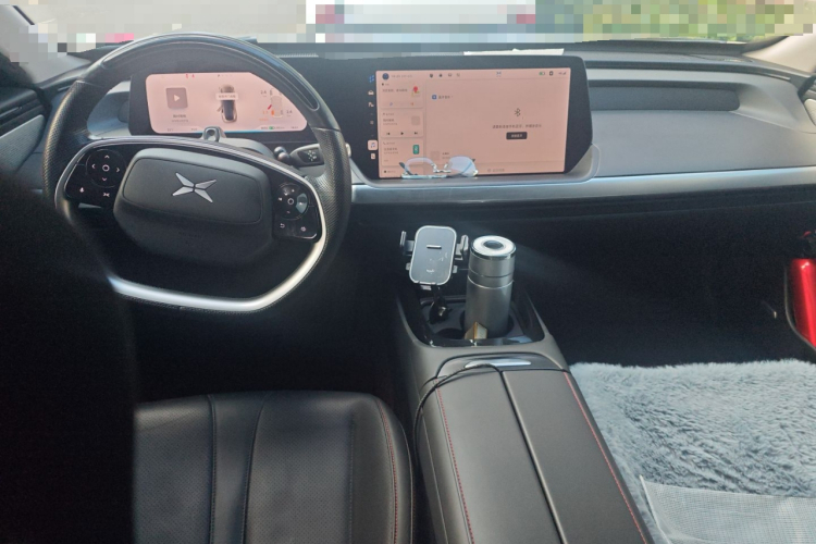 小鹏P7 2022款 480E中控内饰7002