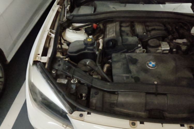 宝马X1 2013款 sDrive18i 时尚型局部细节9006