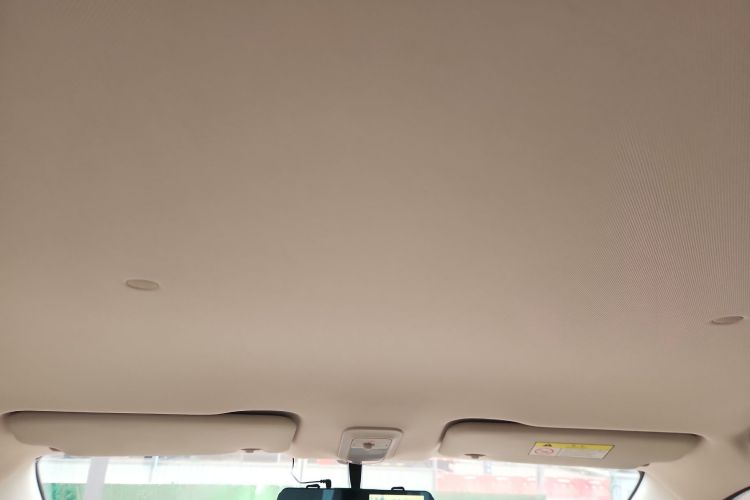 五菱汽车 五菱缤果 2025款 333km 灵犀互联款中控内饰22