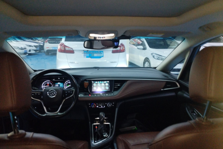 别克GL6 2018款 18T 6座尊贵型中控内饰22