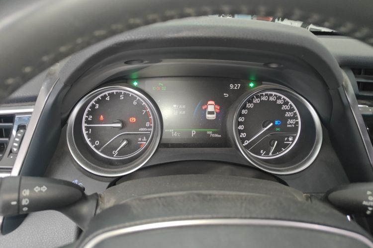 丰田 凯美瑞 2019款 2.5G 豪华版 国VI中控内饰14