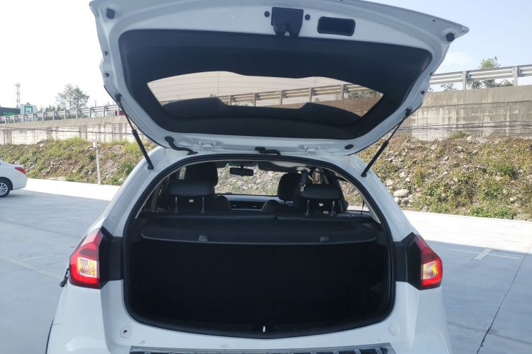 吉利汽车 远景X3 2017款 1.5L 手动精英型局部细节23