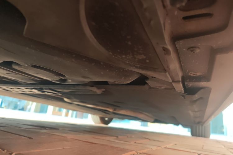 宝马5系 2014款 525Li 领先型局部细节9002