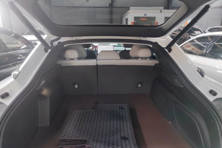 小鹏MONA M03 2024款 515 长续航机舱底盘23