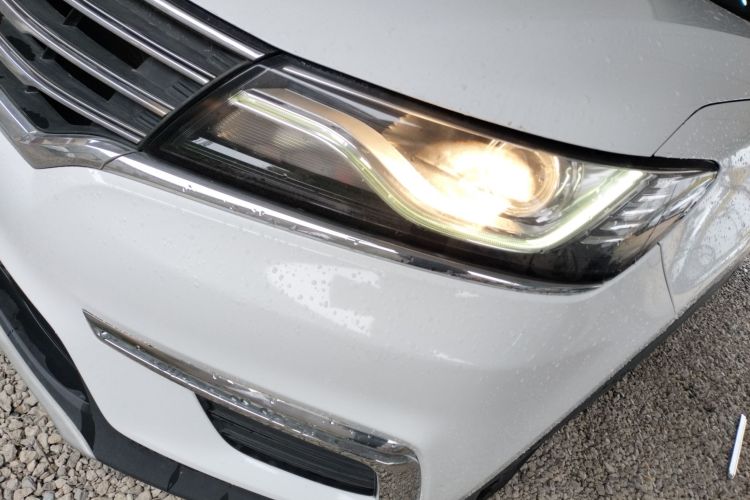 荣威RX5 2016款 20T 两驱手动旗舰版局部细节36