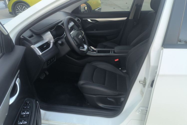 吉利汽车 帝豪 2020款 1.5L CVT豪华型中控内饰19
