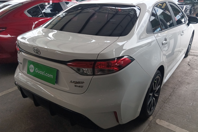 丰田 雷凌 2023款 185T CVT运动版车身外观6005