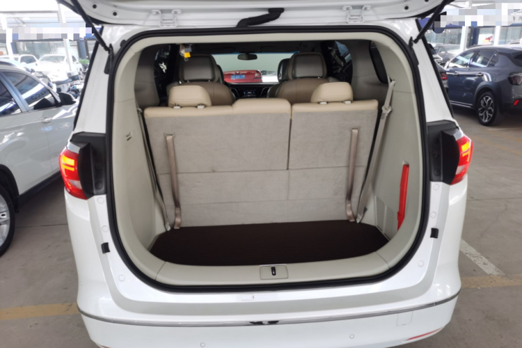 别克GL8 2017款 ES 28T 舒适型 国V局部细节23