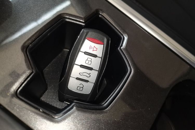 哈弗H6 2021款 运动版 1.5T 自动精英智联型 六边形格栅中控内饰11