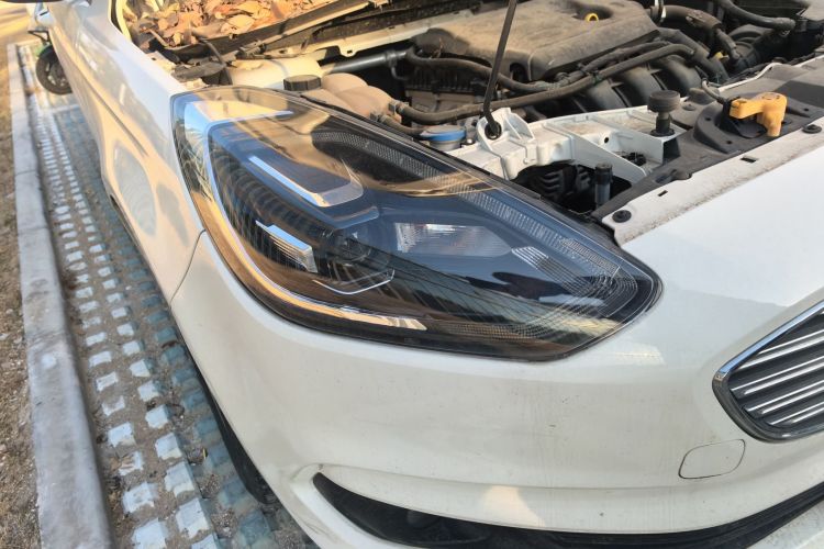 福特 福睿斯 2019款 改款 1.5L 自动悦享型 国VI车身外观8