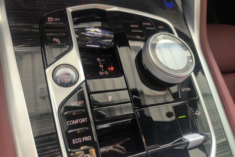 宝马X6 2023款 xDrive30i M运动套装中控内饰18