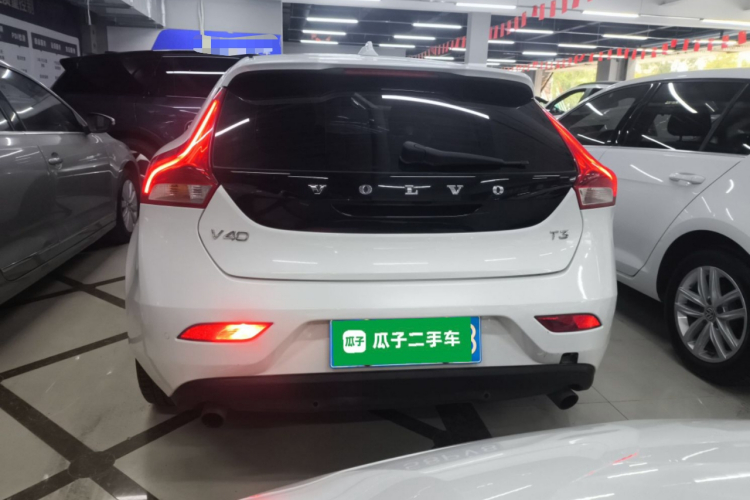 沃尔沃V40 2019款 T3 智逸版车身外观6004