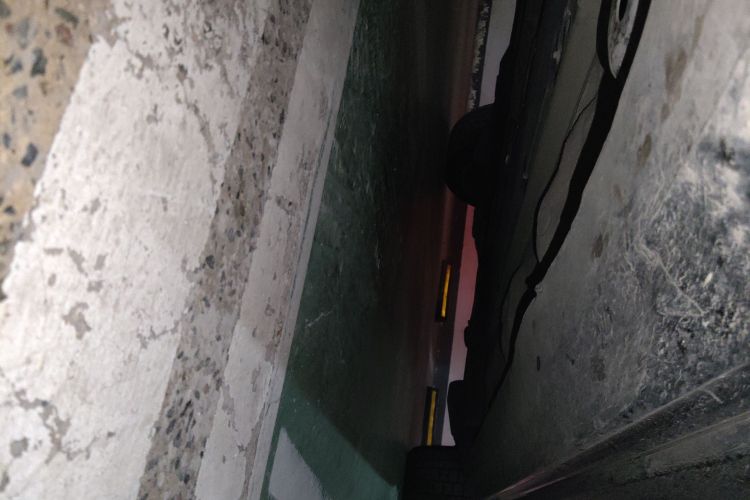 沃尔沃XC90新能源 2018款 E驱混动 T8 智尊版 7座局部细节9004