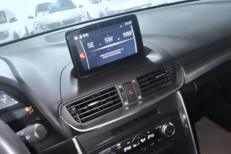 马自达CX-4 2018款 2.0L 自动两驱蓝天品位升级版 国VI中控内饰16