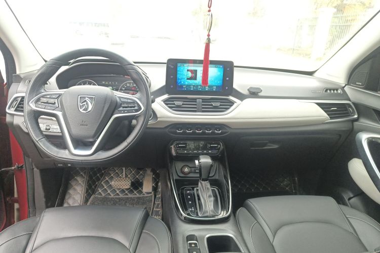 宝骏530 2018款 1.5T DCT旗舰型 国V中控内饰7002