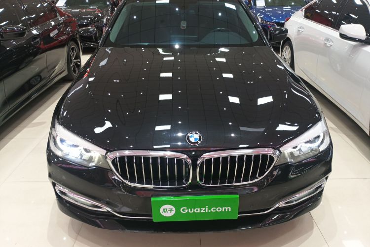 宝马5系 2018款 改款 530Li 领先型 豪华套装车身外观6001