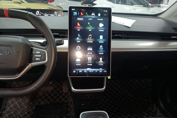 哪吒汽车 哪吒V 2022款 Pro 长续航智享版局部细节16