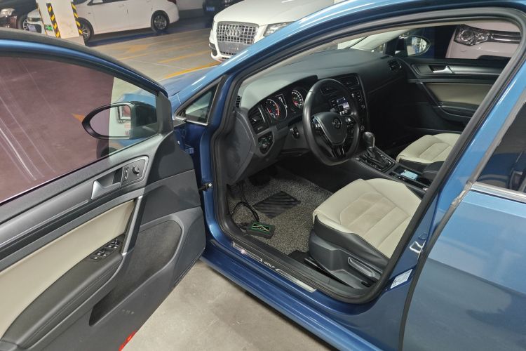 大众 高尔夫 2017款 230TSI 自动豪华百万辆纪念版中控内饰20