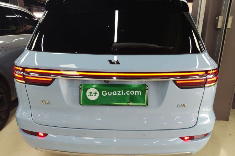 理想汽车 理想ONE 2021款 增程6座版车身外观6