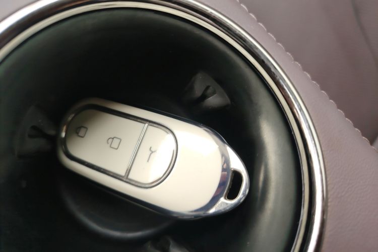 零跑汽车 零跑C11 2023款 增程 300智享版中控内饰7001