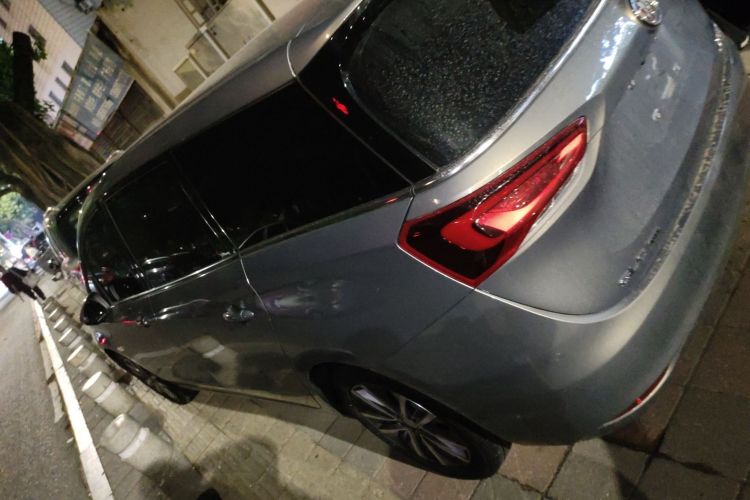 别克GL6 2018款 18T 6座尊贵型车身外观6003