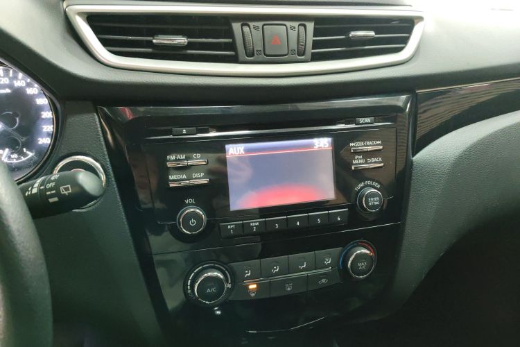 日产 逍客 2017款 2.0L CVT豪华版 国V局部细节16