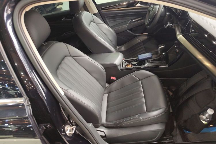 大众 帕萨特 2020款 改款 280TSI 商务版 国VI局部细节41