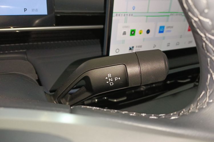 吉利银河 银河E5 2026款 610km 远航版中控内饰18