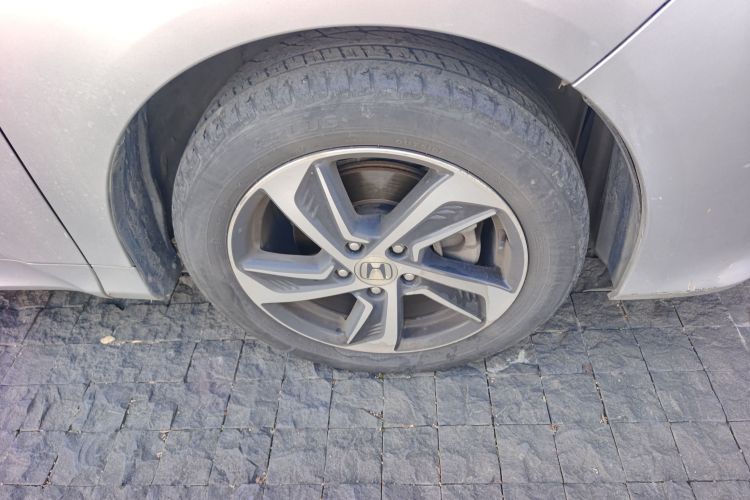 本田 奥德赛 2015款 2.4L 智享版车身外观10