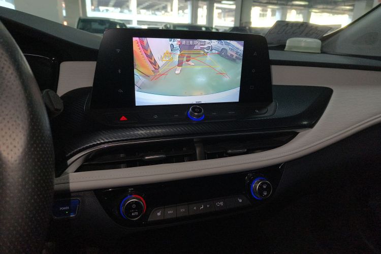别克 微蓝6 2019款 互联智享型中控内饰16