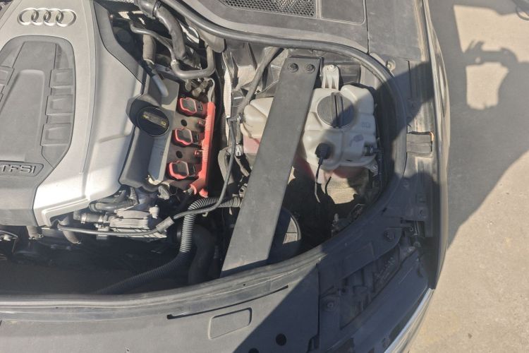 奥迪A8 2014款 A8L 45 TFSI quattro舒适型局部细节9007