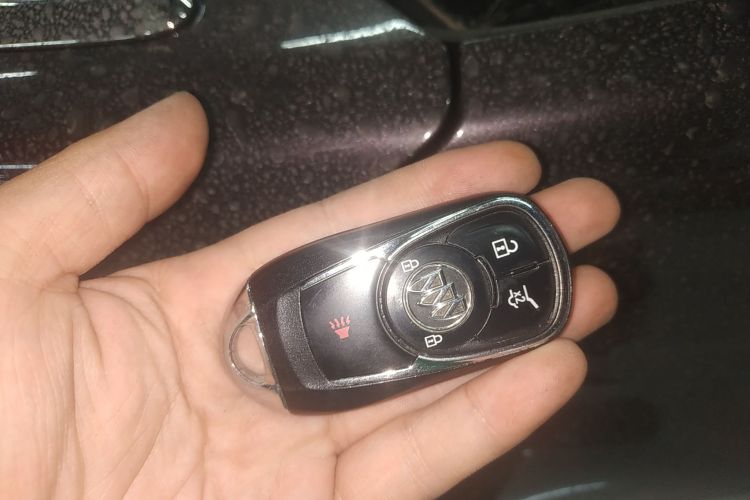 别克 昂科威 2017款 20T 两驱豪华型中控内饰7001