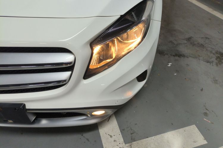 奔驰GLA 2015款 GLA 200 动感型局部细节36