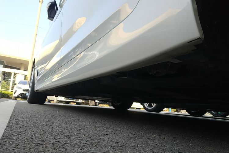 宝马5系 2020款 525Li 豪华套装局部细节9002