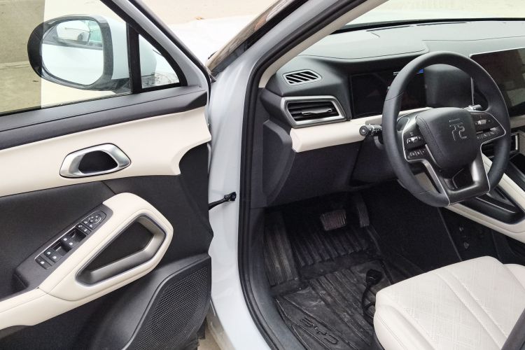 比亚迪 元UP 2024款 401KM 领先型中控内饰20