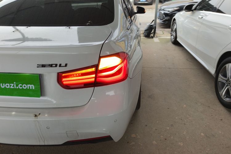 宝马3系 2017款 320Li M运动型车身外观6006